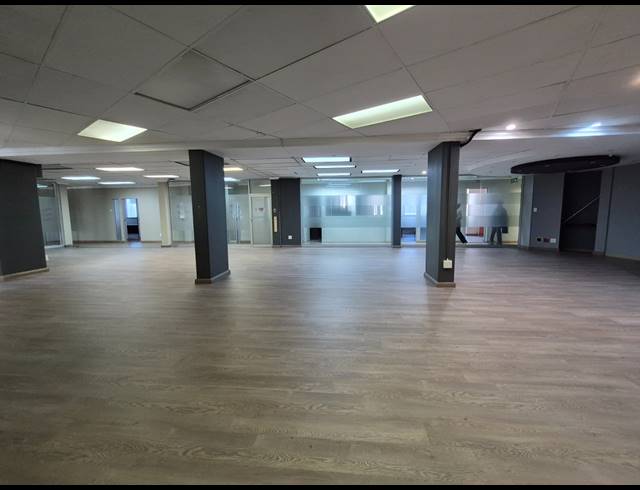 296M² OFFICE TO LET IN RIVONIA